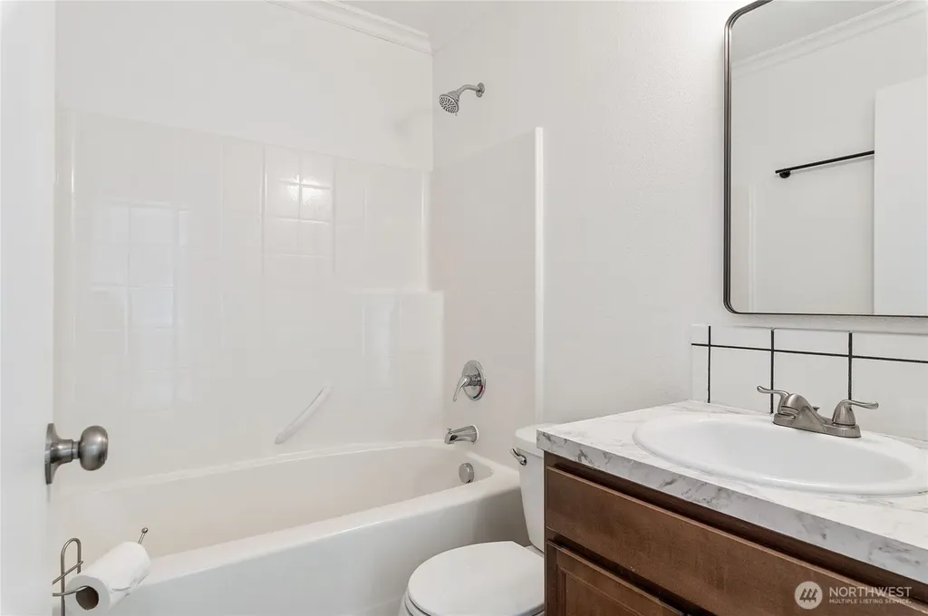 1718 193rd Avenue Ct SW Lakebay WA 98349