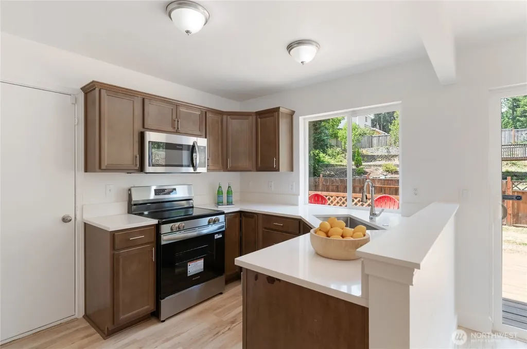 1718 193rd Avenue Ct SW Lakebay WA 98349