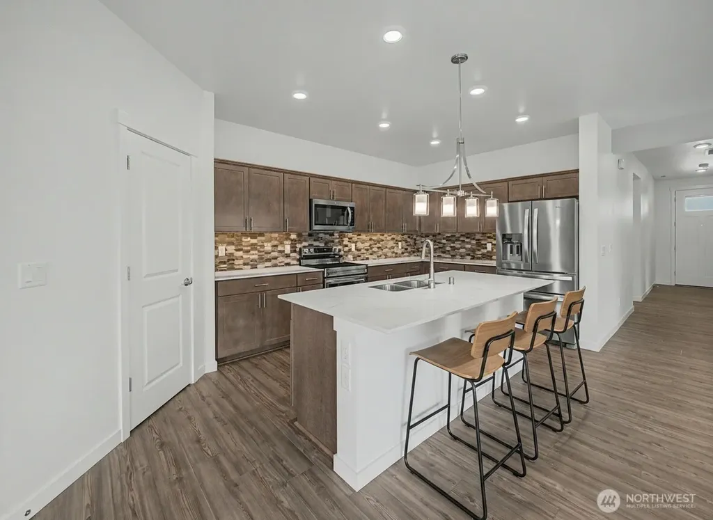 3530 Edith Avenue Enumclaw WA 98022
