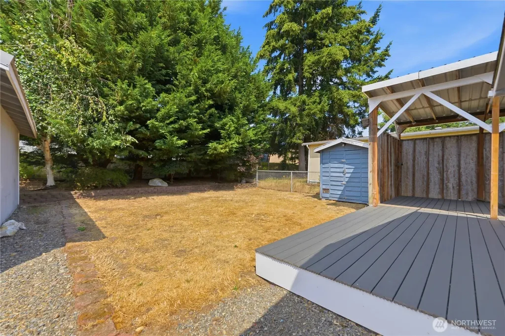 10015 189th Street E Puyallup WA 98375