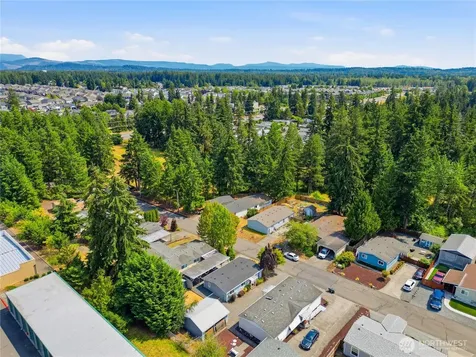 10015 189th Street E Puyallup WA 98375