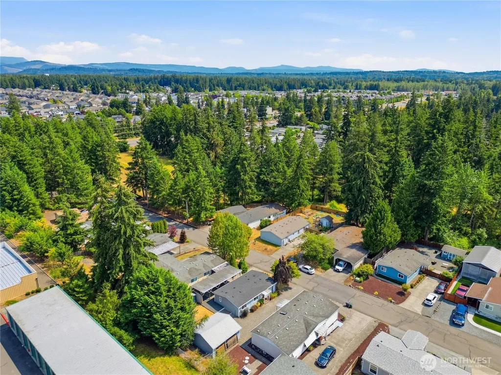 10015 189th Street E Puyallup WA 98375