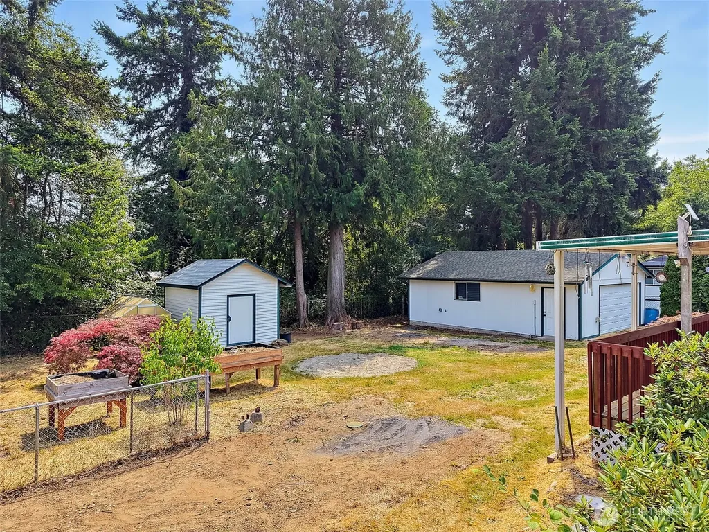13111 213th Avenue Ct E Bonney Lake WA 98391