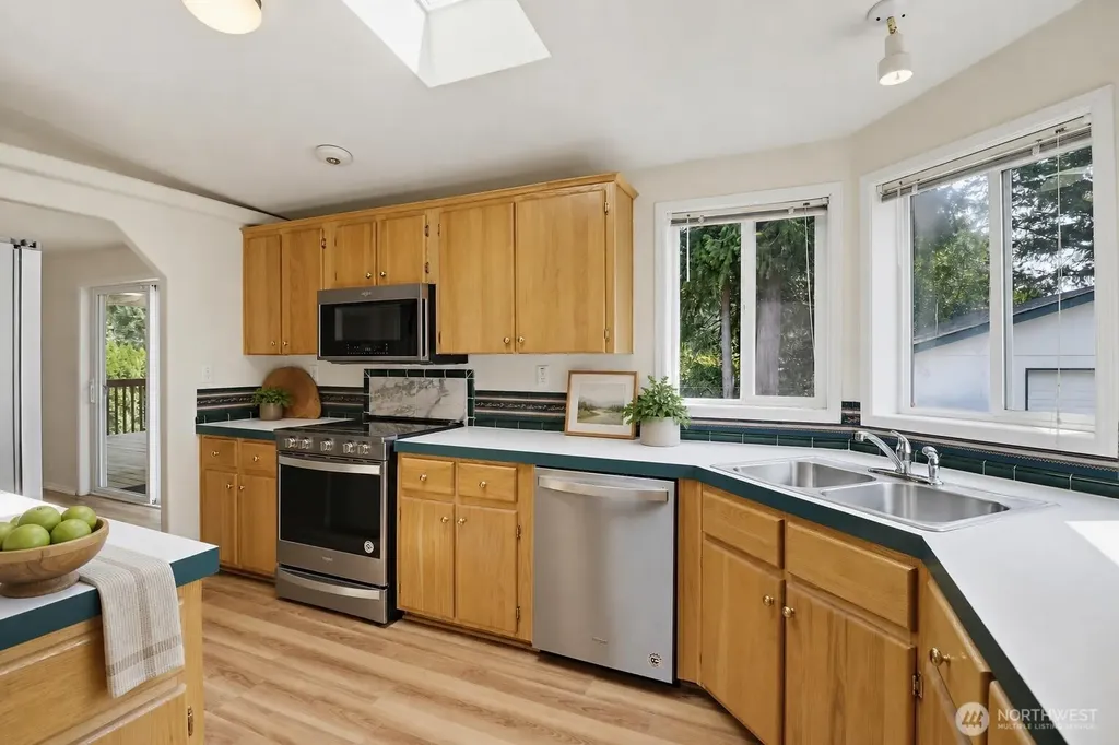 13111 213th Avenue Ct E Bonney Lake WA 98391
