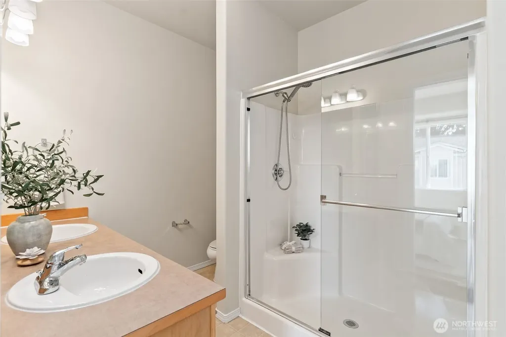 14915 38th Drive SE Bothell WA 98012
