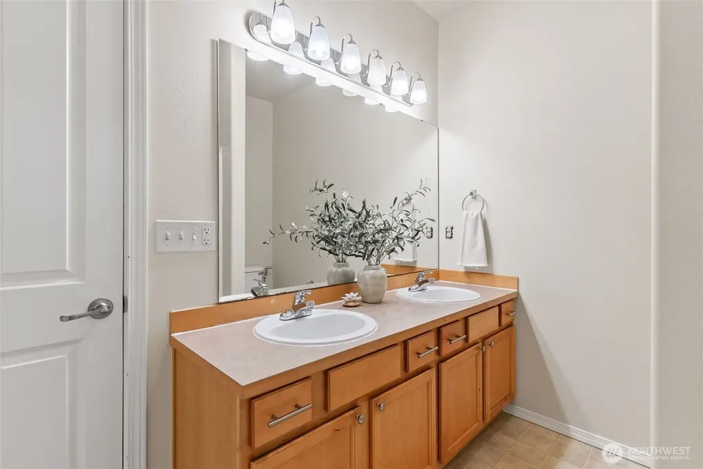 14915 38th Drive SE Bothell WA 98012