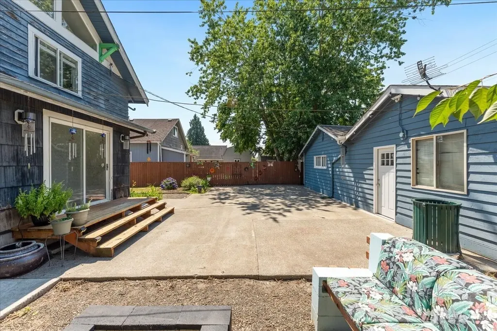 6408 S Alder Street Tacoma WA 98409