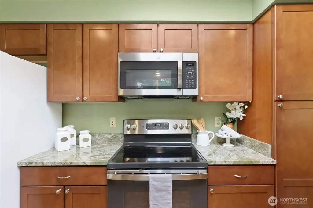 11559 SE 323rd Place Auburn WA 98092