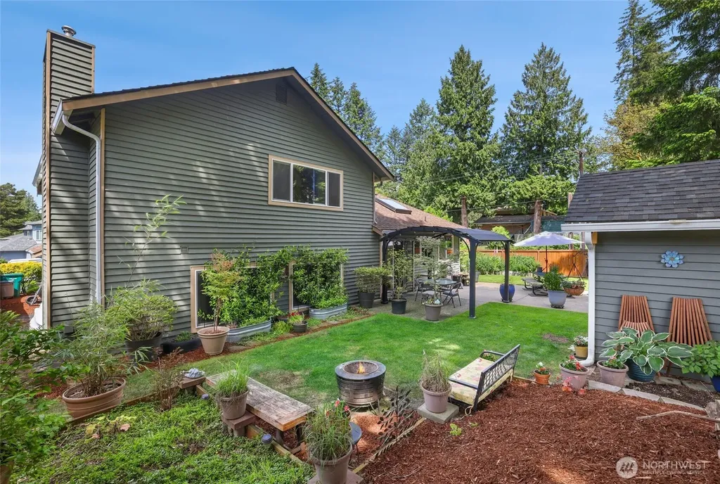 11559 SE 323rd Place Auburn WA 98092