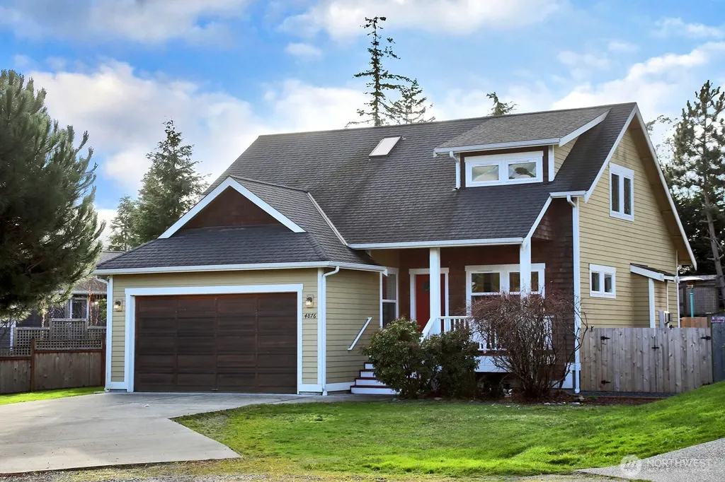4876 Breezefair Road Freeland WA 98249