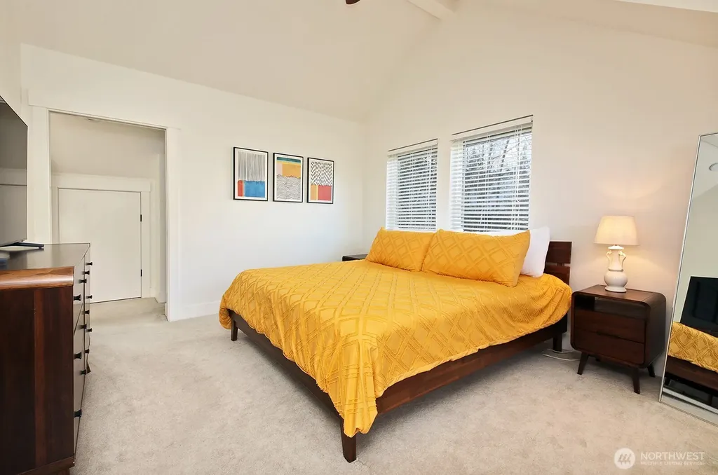 4876 Breezefair Road Freeland WA 98249