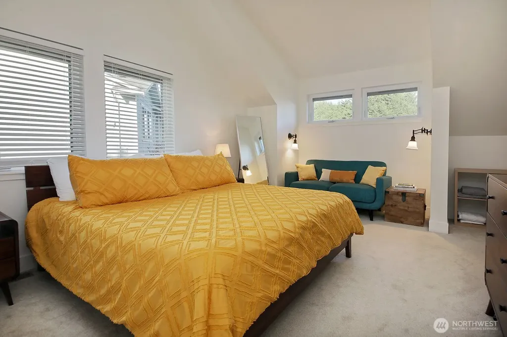 4876 Breezefair Road Freeland WA 98249