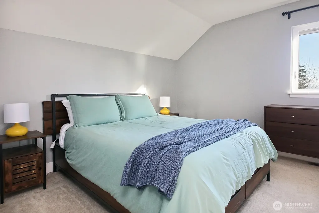 4876 Breezefair Road Freeland WA 98249