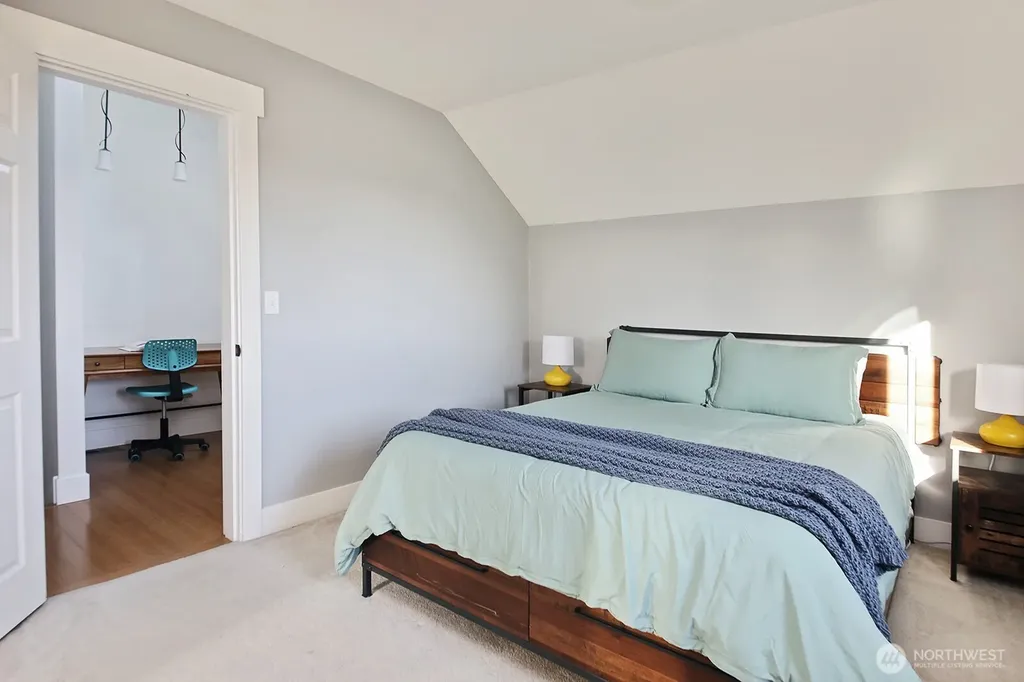 4876 Breezefair Road Freeland WA 98249