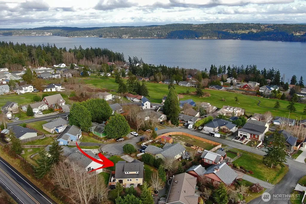 4876 Breezefair Road Freeland WA 98249