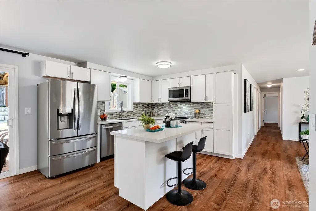 24930 237th Avenue SE Maple Valley WA 98038