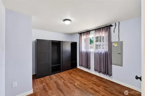 24930 237th Avenue SE Maple Valley WA 98038