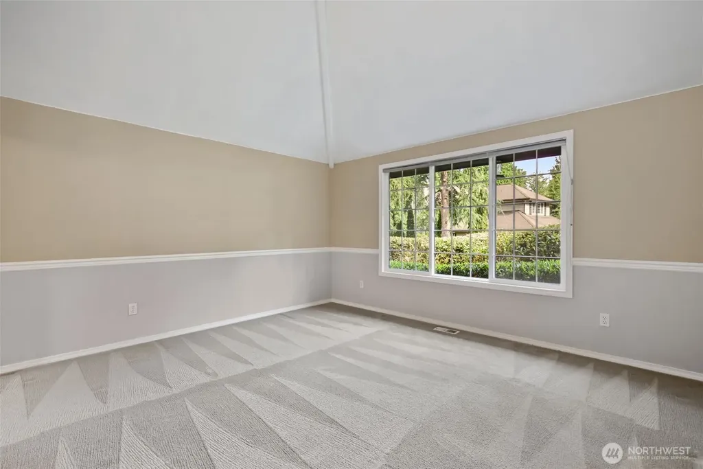 8021 NE 122nd Place Kirkland WA 98034