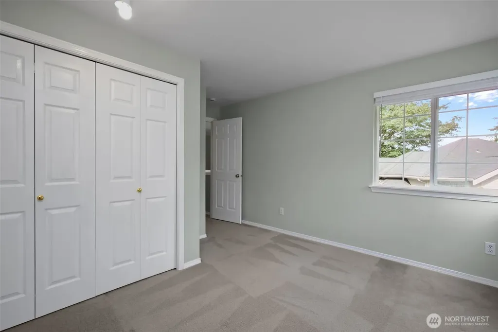 8021 NE 122nd Place Kirkland WA 98034