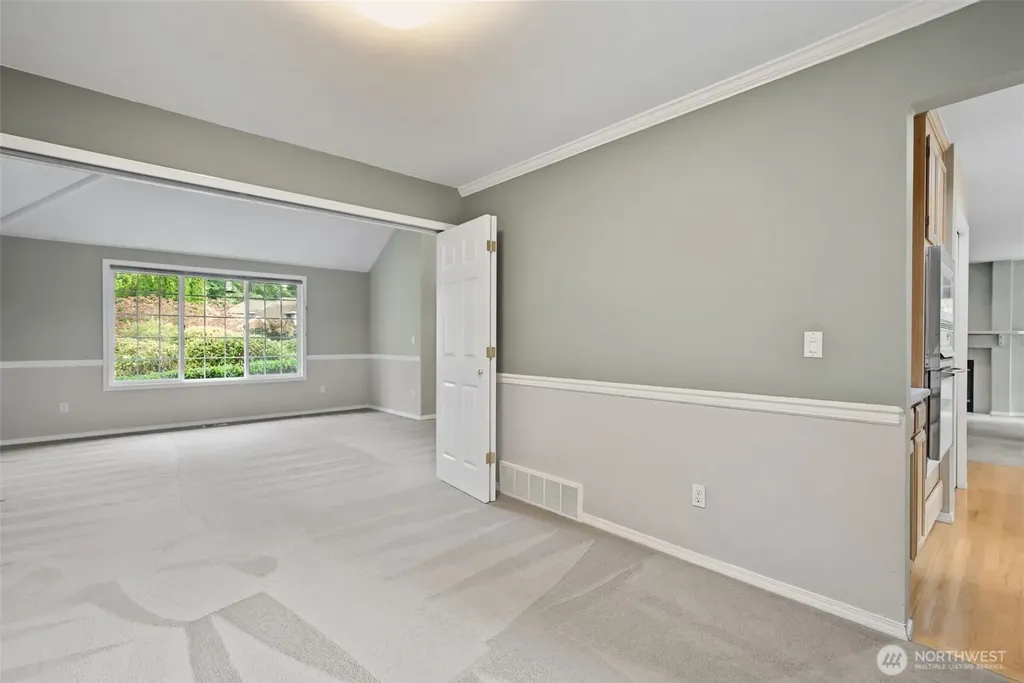 8021 NE 122nd Place Kirkland WA 98034
