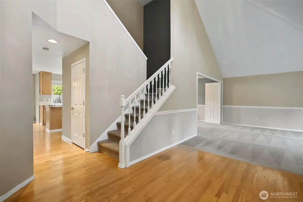 8021 NE 122nd Place Kirkland WA 98034