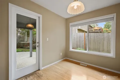 8021 NE 122nd Place Kirkland WA 98034
