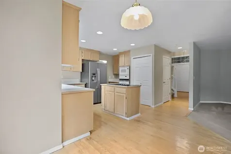 8021 NE 122nd Place Kirkland WA 98034