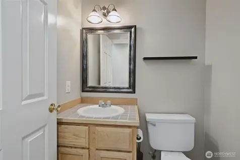 8021 NE 122nd Place Kirkland WA 98034