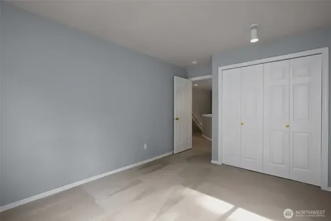 8021 NE 122nd Place Kirkland WA 98034