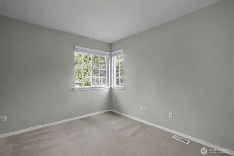 8021 NE 122nd Place Kirkland WA 98034