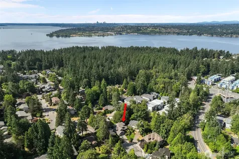 8021 NE 122nd Place Kirkland WA 98034
