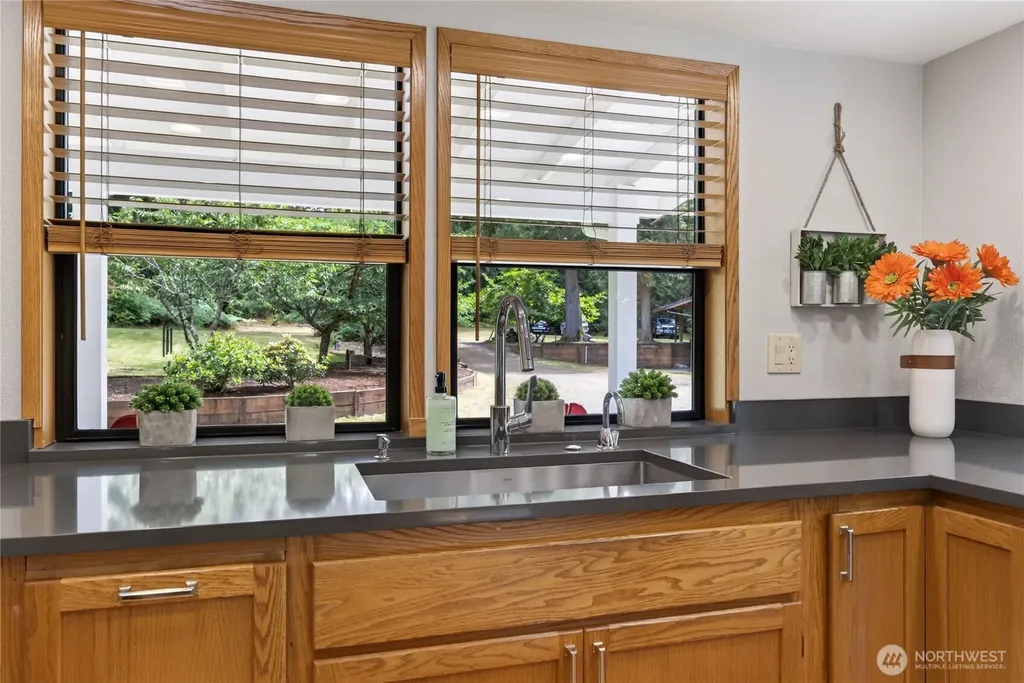 16409 Hoff Road NW Lakebay WA 98349