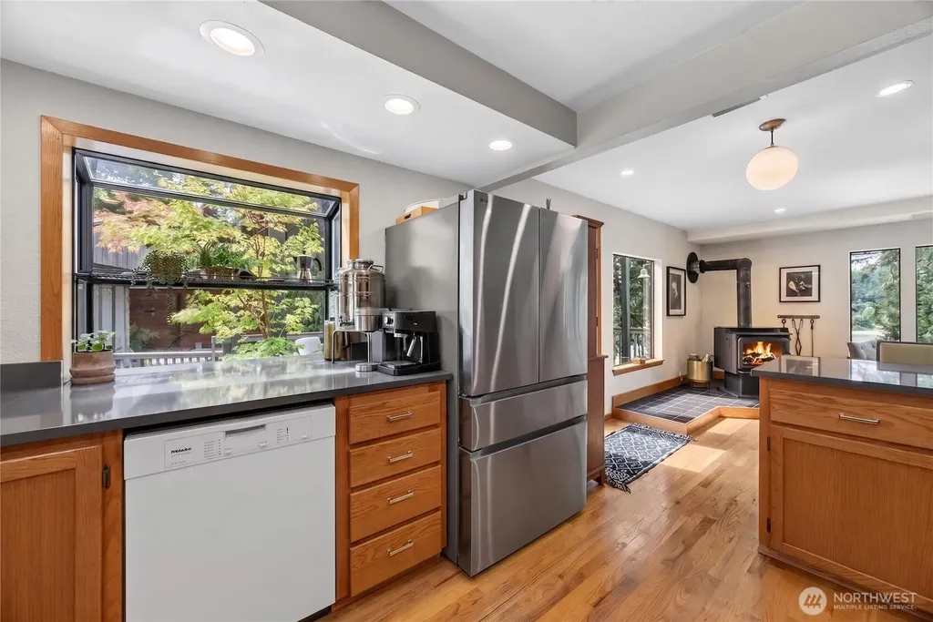 16409 Hoff Road NW Lakebay WA 98349