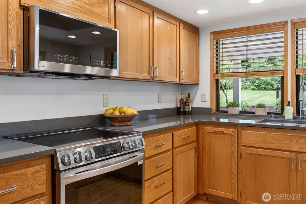 16409 Hoff Road NW Lakebay WA 98349
