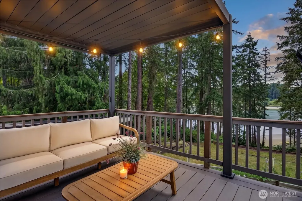 16409 Hoff Road NW Lakebay WA 98349