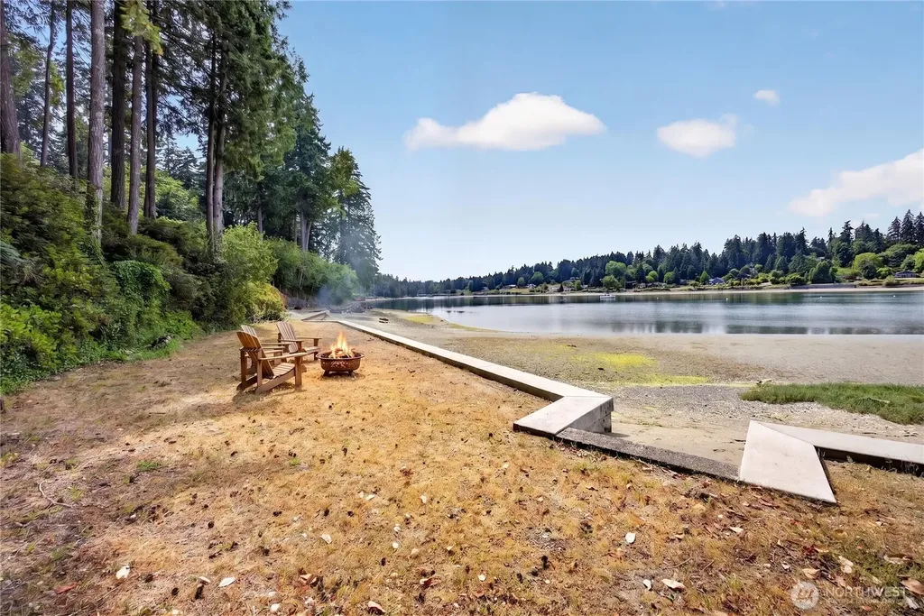 16409 Hoff Road NW Lakebay WA 98349