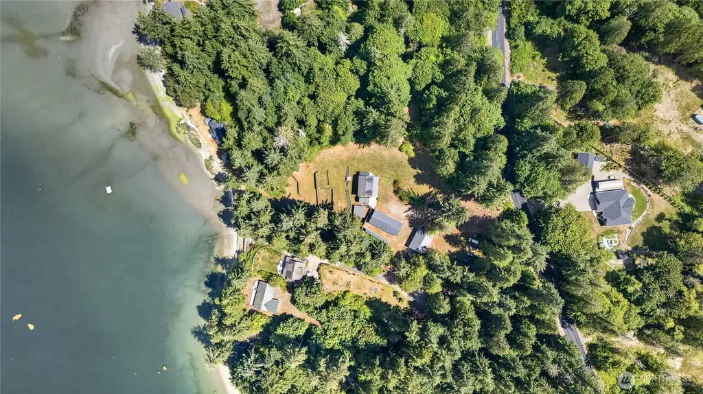 16409 Hoff Road NW Lakebay WA 98349