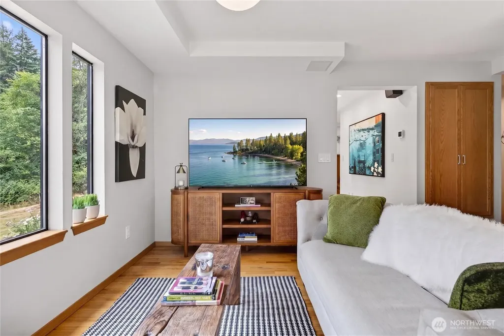 16409 Hoff Road NW Lakebay WA 98349