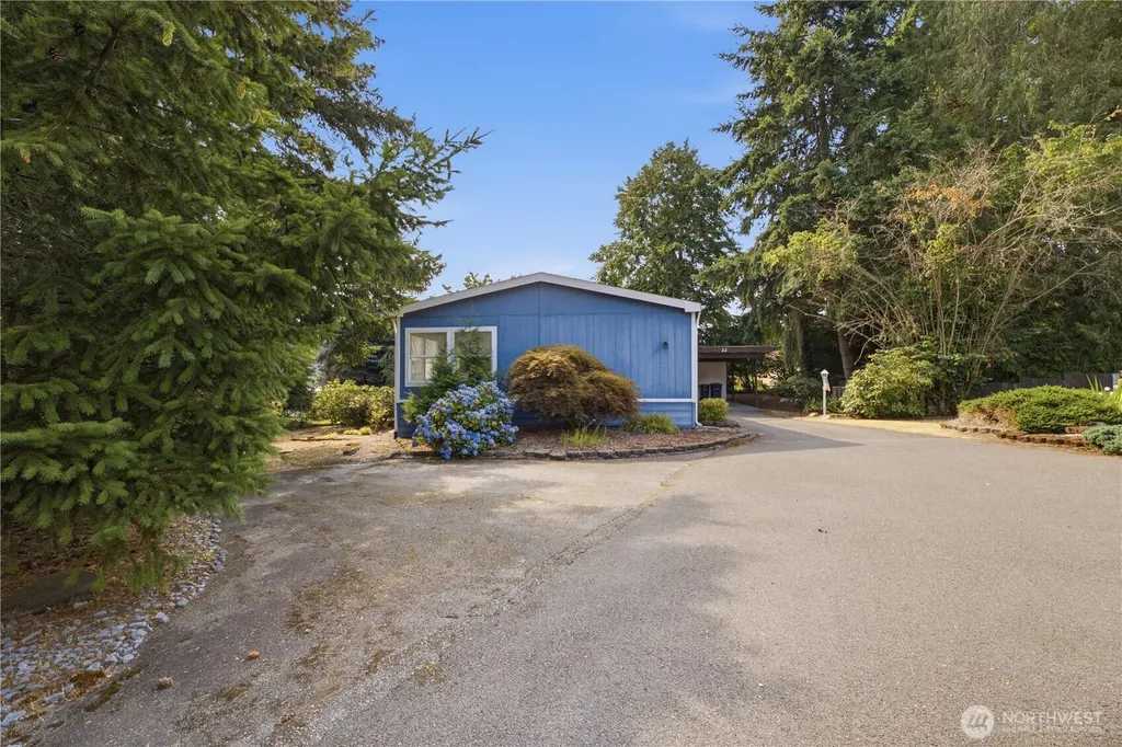 9314 Canyon Road Puyallup WA 98371