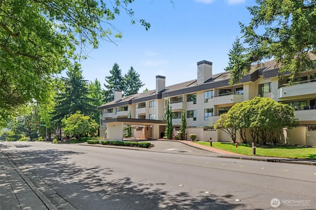 401 100th Ave NE Bellevue WA 98004