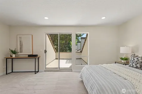 401 100th Ave NE Bellevue WA 98004
