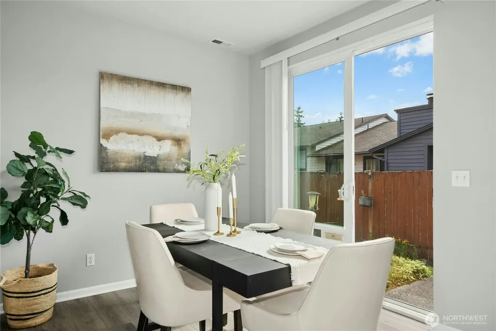 445 Shelton Place NE Renton WA 98056