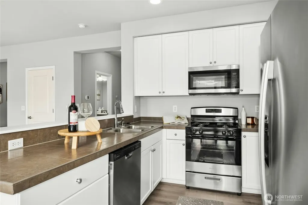 445 Shelton Place NE Renton WA 98056