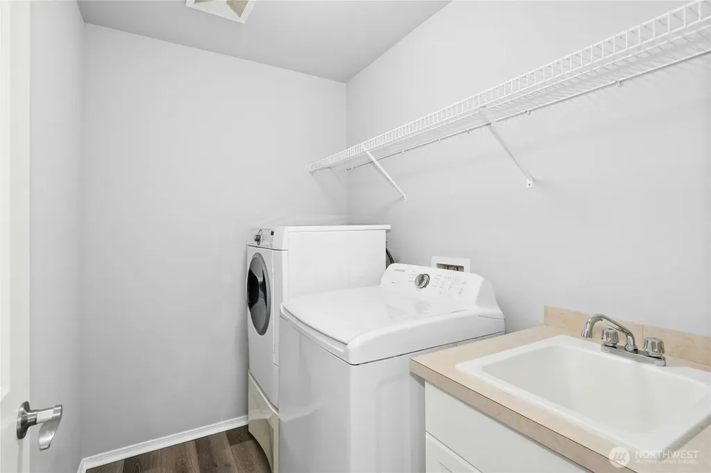 445 Shelton Place NE Renton WA 98056