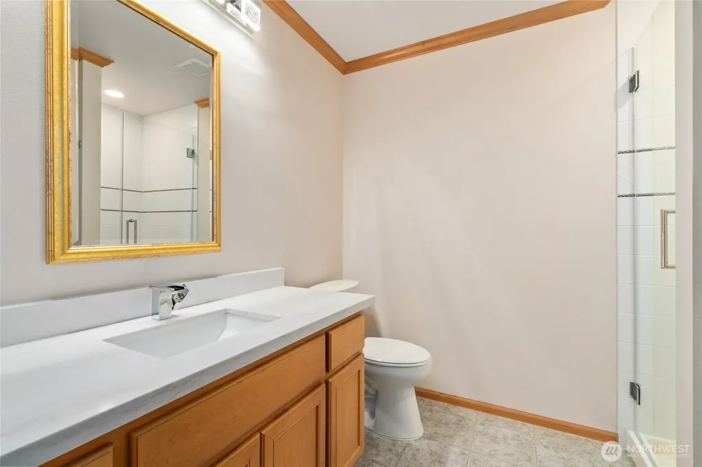 20534 NE 33rd Court NE Sammamish WA 98074