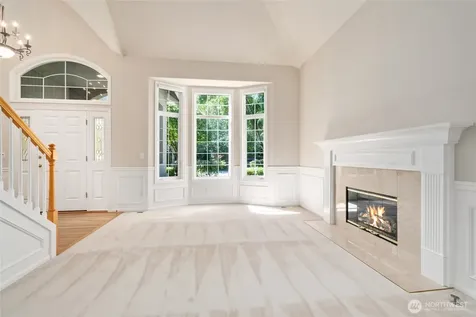 20534 NE 33rd Court NE Sammamish WA 98074