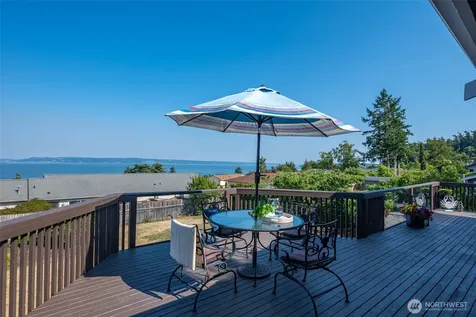 1264 Eagle Crest Drive Oak Harbor WA 98277