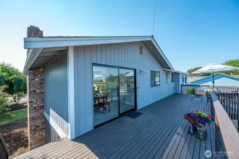 1264 Eagle Crest Drive Oak Harbor WA 98277