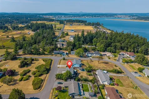 1264 Eagle Crest Drive Oak Harbor WA 98277