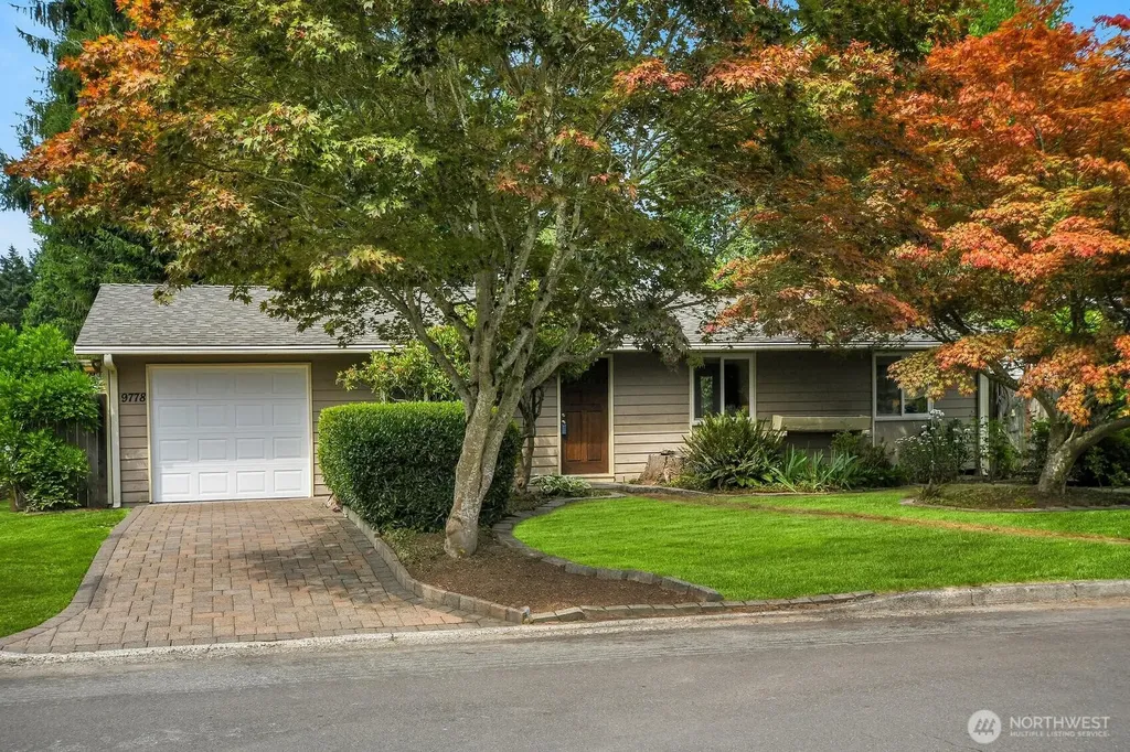 9778 NE 126th Place Kirkland WA 98034